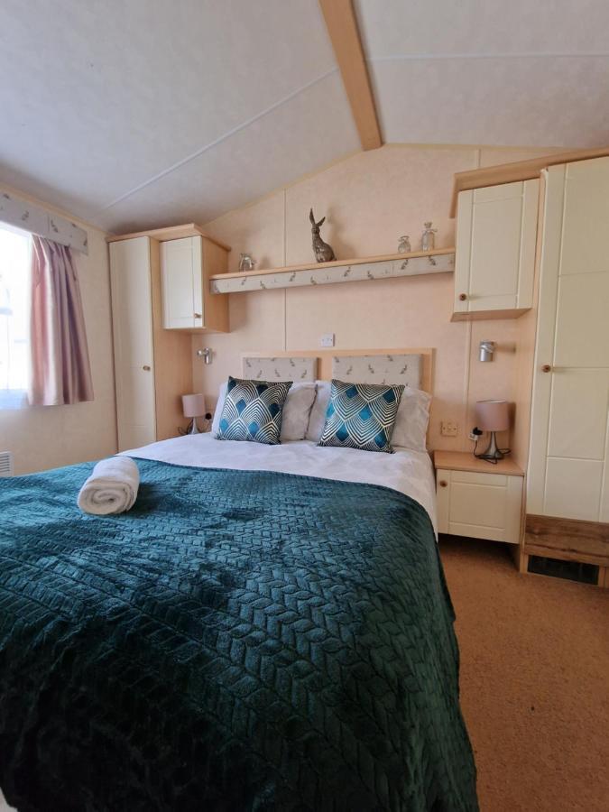 Caravan In The Cotswolds Villa Cirencester Exterior photo